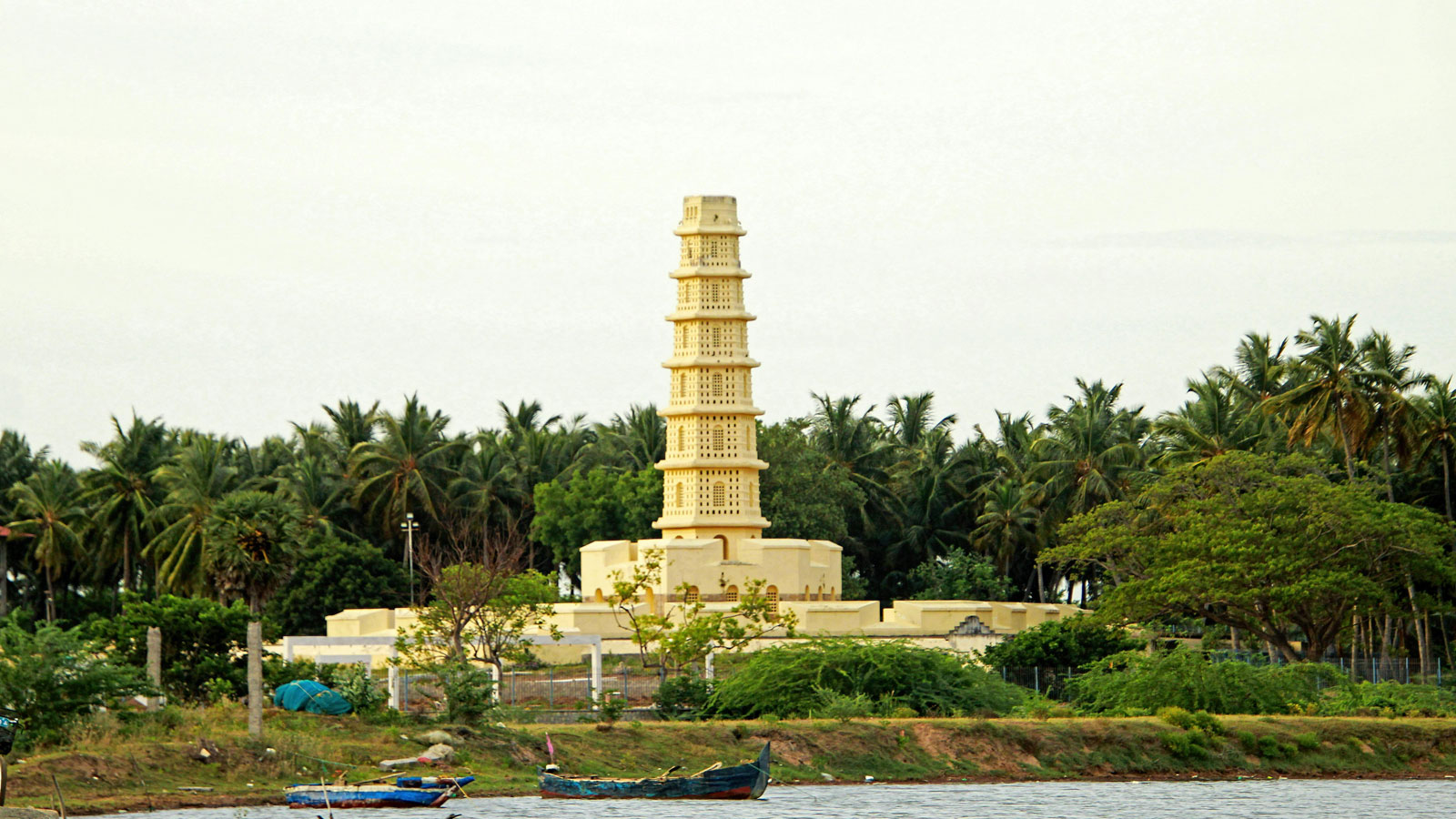 manora